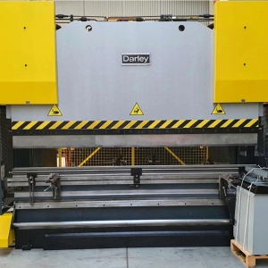 Darley CNC 260 t x 3100 mm 6 osi