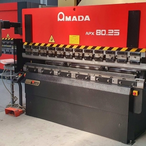 AMADA APX 80 t x 2550 CNC 7 osi