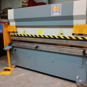 HACO 150 t x 3100mm, CNC 2010