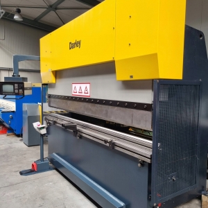 Darley 150 t x 3100 mm CNC