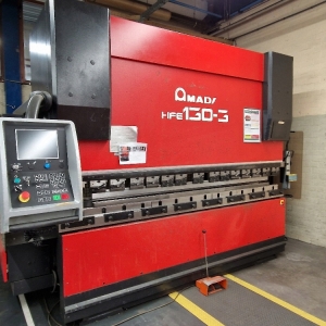 AMADA HFE 130t x 3100 CNC 8 osi