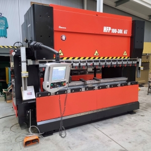AMADA HFP 100t x 3100 L CNC 8osi