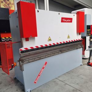 Beyeler 100 t x 3100 mm CNC