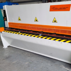 Beyeler VR 3100 x 10 mm CNC