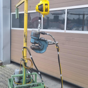 Wykrawarka prasa sztanca mobilna 20 ton Huvema Holandia