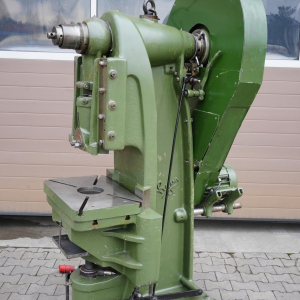 Prasa mechaniczna mimośrodowa pionowa wysięgowa RIJVA Holandia 40 ton