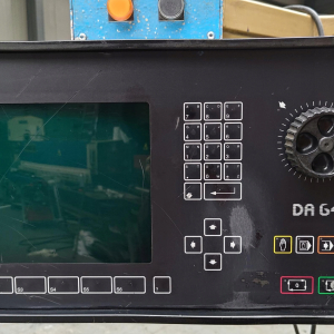 Sterowanie CNC Delem DA 64 do pras krawędziowych 7 osi