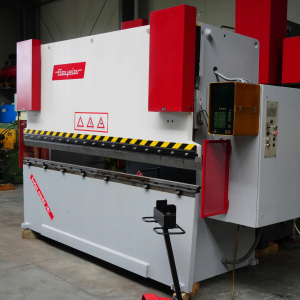 CNC Beyeler 100 t x 3100 mm 3 osie