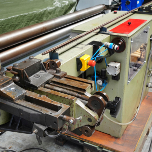 Giętarka trzpieniowa hydrauliczna d rur PEDRAZZOLI